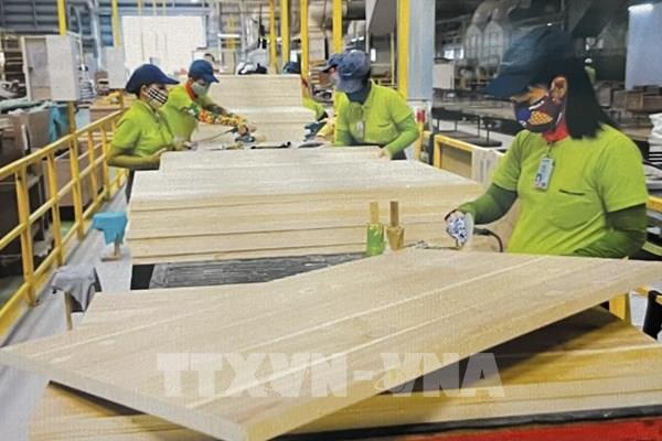 Ngành gỗ xoay chuyển linh hoạt trước sóng gió thị trường