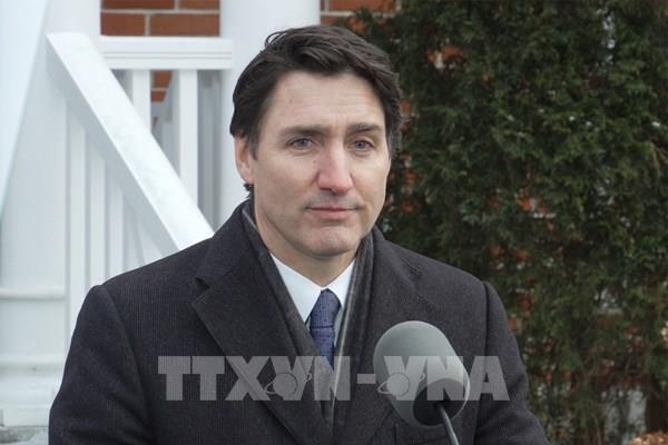 Canada tuyên bố không lùi bước trước cuộc chiến thuế quan của Mỹ