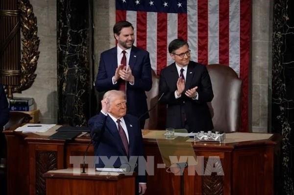 Tổng thống Mỹ D. Trump bảo vệ đường lối đối ngoại trước Quốc hội