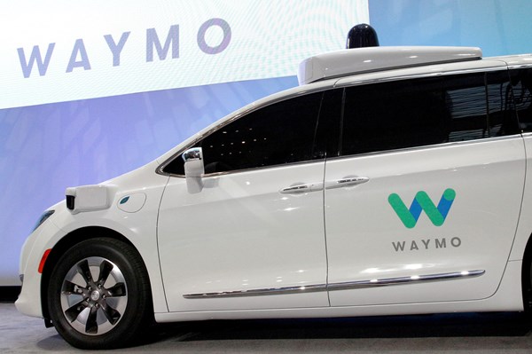 Uber lần đầu tiên triển khai dịch vụ gọi xe tự lái Waymo