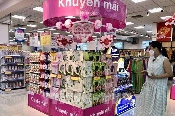 Thị trường ngày 8/3: Ưu đãi tiêu dùng hướng đến “bà nội trợ”