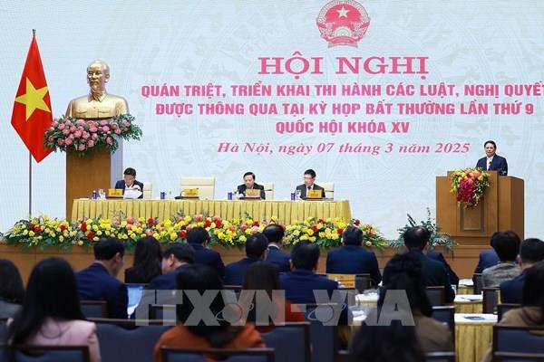 Thủ tướng Phạm Minh Chính: Phải gắn kết chặt chẽ giữa xây dựng và thực thi pháp luật