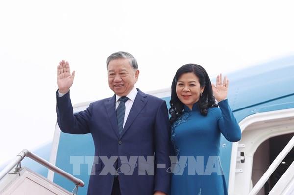 Tổng Bí thư Tô Lâm và Phu nhân bắt đầu thăm chính thức Cộng hòa Singapore