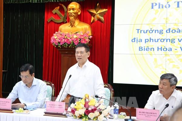 Phó Thủ tướng: Huy động nguồn lực giải quyết vướng mắc, thúc đẩy các dự án cao tốc