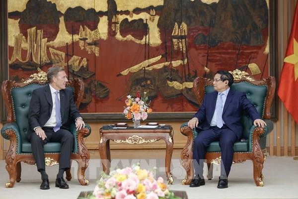 Thủ tướng: Đề nghị Airbus đầu tư, tham gia phát triển hệ sinh thái hàng không Việt Nam