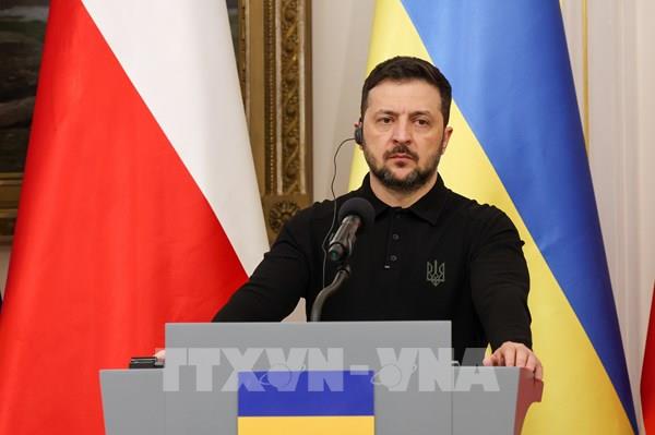 Tổng thống Zelensky ký sắc lệnh thành lập phái đoàn đàm phán hòa bình