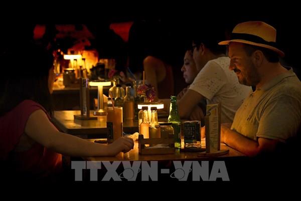 Cuba khôi phục 50% dịch vụ điện năng cho người dân