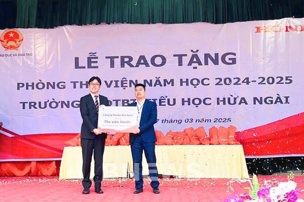 Honda Việt Nam trao tặng thư viện đạt chuẩn Quốc gia cho 12 trường tiểu học