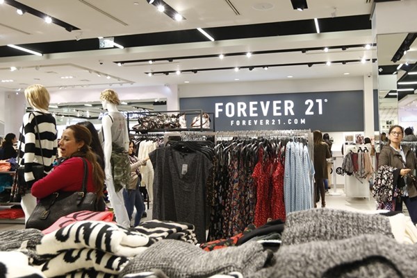 Forever 21 "đổ tại" Shein và Temu là nguyên nhân khiến hãng sụp đổ