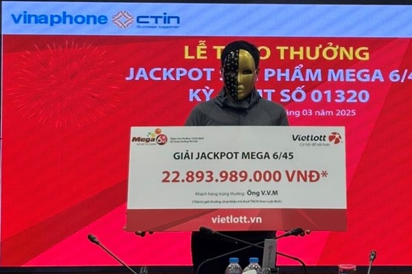 Người chơi huyện vùng cao Hà Giang trúng hơn 22 tỷ đồng khi mua xổ số điện toán Vietlott