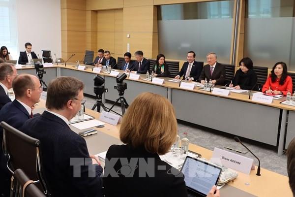 Luxembourg cam kết hỗ trợ Việt Nam xây dựng các trung tâm tài chính quốc tế