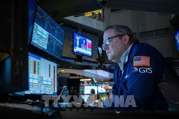 Chứng khoán Mỹ: Nhà đầu tư cá nhân “tham lam khi người khác sợ hãi”