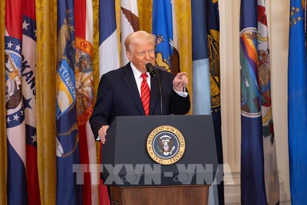Tổng thống D.Trump thu hồi quyền miễn trừ an ninh đối với ông J.Biden và loạt cố vấn an ninh