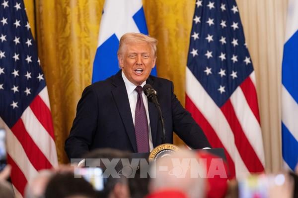 Tổng thống Mỹ Donald Trump thông báo sẽ sớm áp thuế đối với ô tô nhập khẩu