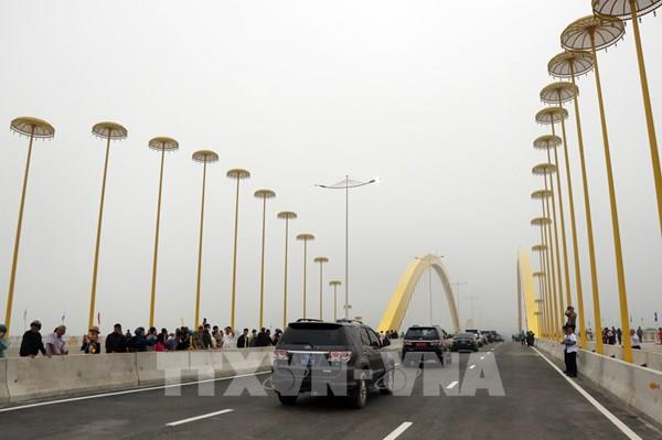Thông xe kỹ thuật cầu Nguyễn Hoàng bắc qua sông Hương