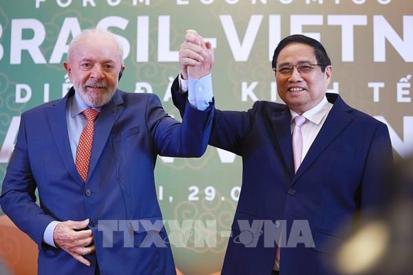 Thủ tướng Phạm Minh Chính và Tổng thống Lula da Silva cùng dự Diễn đàn kinh tế Việt Nam - Brazil
