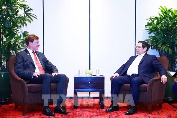 Thủ tướng Phạm Minh Chính tiếp Chủ tịch Tập đoàn hàng không vũ trụ Embraer 