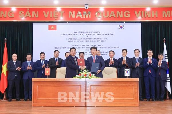 Chia sẻ kinh nghiệm tiếp nhận, làm chủ công nghệ phát triển đường sắt tốc độ cao