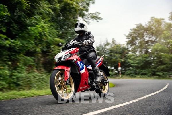 Honda khuyến mại đến 4 triệu đồng cho Winner X