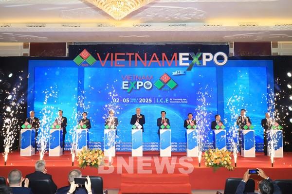 Khai mạc Hội chợ Thương mại Quốc tế Việt Nam- Vietnam Expo 2025