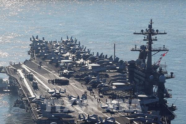 Houthi tiến hành 3 vụ tấn công mới vào tàu sân bay Mỹ