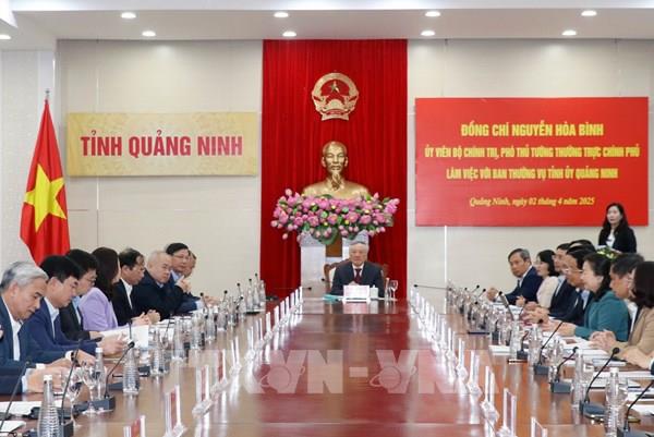 Phó Thủ tướng Nguyễn Hòa Bình: Gỡ khó cho các dự án của Quảng Ninh cũng là cho cả nước