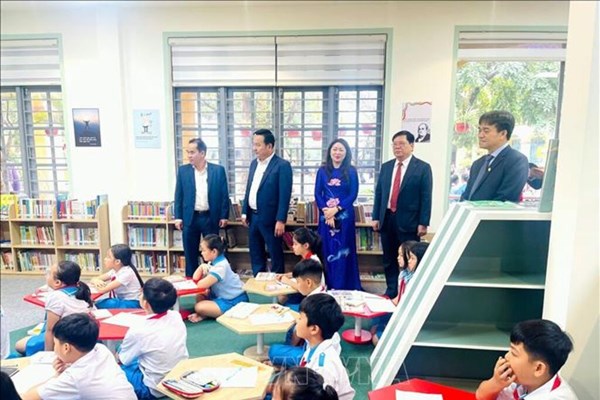 Bồi đắp văn hoá đọc và kỹ năng số cho học sinh