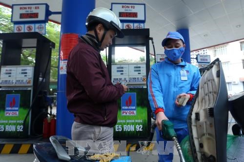 VPI dự báo giá xăng tiếp tục giảm trong kỳ điều hành ngày 17/4
