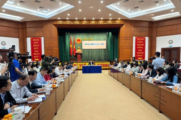 Rà soát đơn giản hóa thủ tục, tạo thuận lợi hơn cho giải ngân vốn đầu tư công