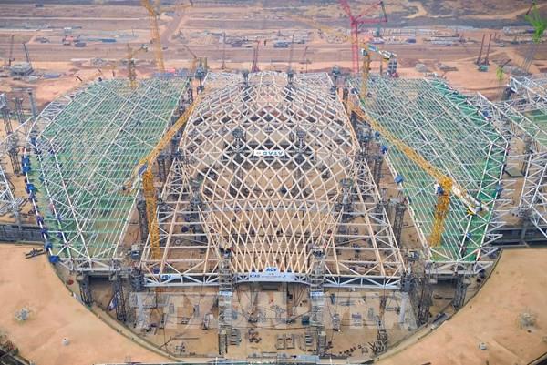 Hoàn thành nâng mái thép trung tâm nhà ga hành khách sân bay Long Thành