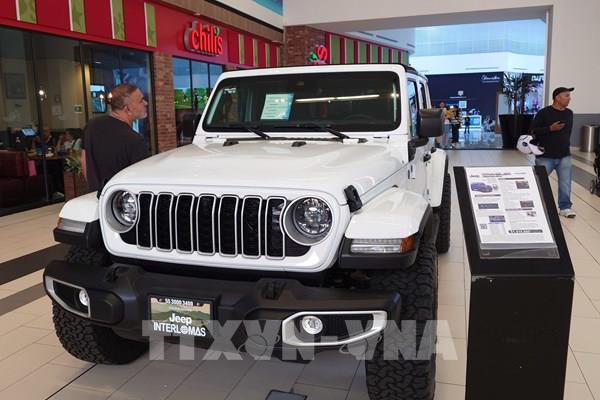 Công nghiệp ô tô Mexico bị cuốn vào vòng xoáy bất ổn vì thuế quan mới của Mỹ