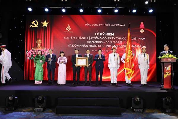 Vinataba tái cơ cấu mạnh mẽ tổ chức