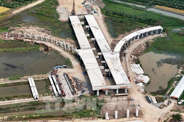 Mục tiêu 3.000 km đường bộ cao tốc: Tìm giải pháp bù khối lượng chậm tiến độ