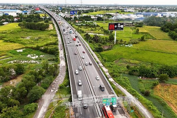 Tạo đột phá mở đường cho kỷ nguyên tăng trưởng mới