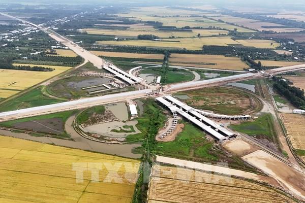 Giao thông đất Chín Rồng “vươn mình” vào kỷ nguyên mới: Động lực cho không gian phát triển mới