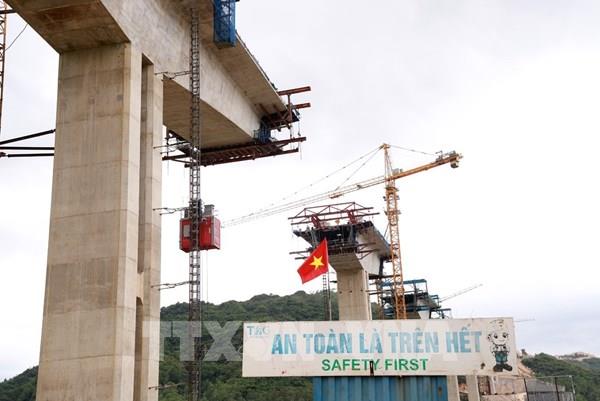 Đẩy nhanh tiến độ các hạng mục quan trọng cao tốc Bắc - Nam
