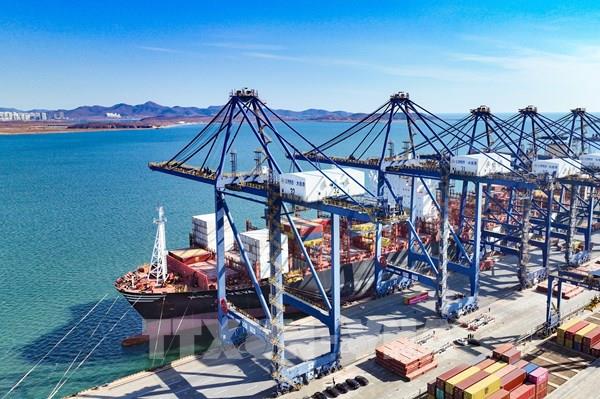 Trung Quốc họp với các công ty tư nhân nhằm ứng phó với thuế quan của Mỹ