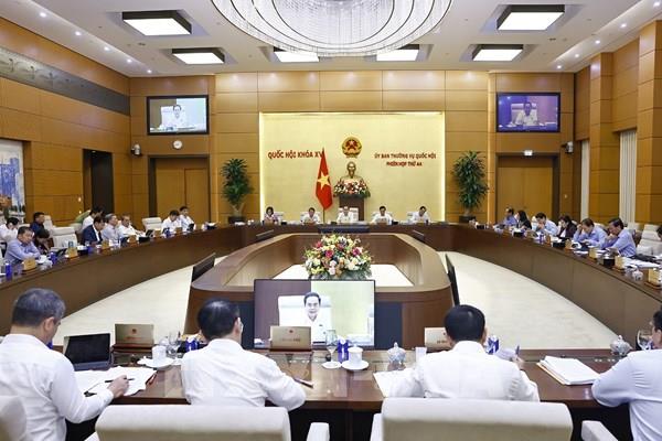 Cân đối ngân sách khi phổ cập giáo dục mầm non cho trẻ mẫu giáo 3-5 tuổi