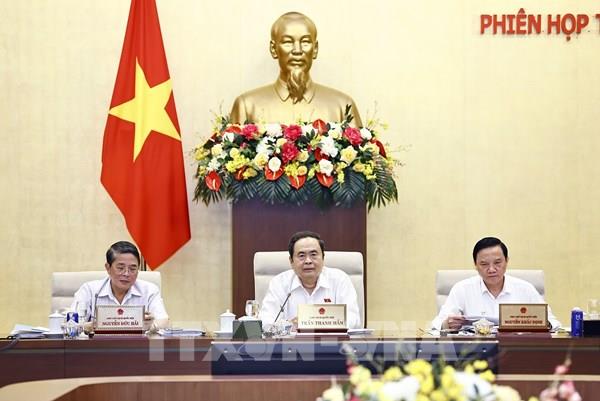 Phiên họp thứ 44 Ủy ban Thường vụ Quốc hội: Cho ý kiến về việc thực hiện cải cách tiền lương, điều chỉnh lương hưu