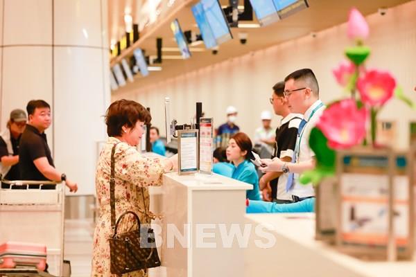 Vietnam Airlines là hãng hàng không đầu tiên khai thác tại nhà ga T3 Tân Sơn Nhất