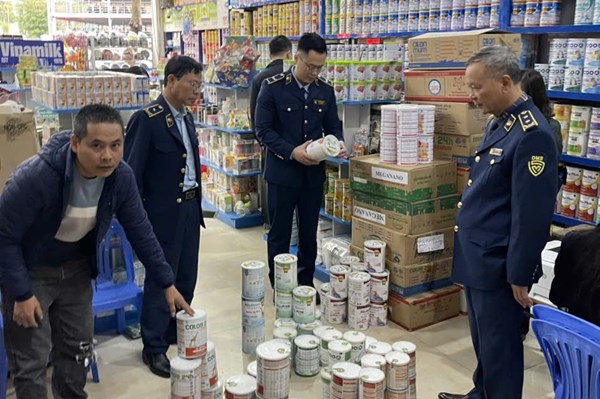 Bộ Y tế phối hợp với Bộ Công an xử lý vụ sữa giả