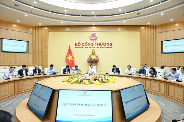 Hỗ trợ doanh nghiệp tháo gỡ khó khăn trong bối cảnh biến động thuế quan