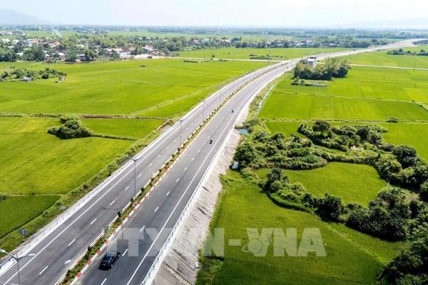 Bình Định khánh thành dự án con đường kết nối Quốc lộ với đường ven biển