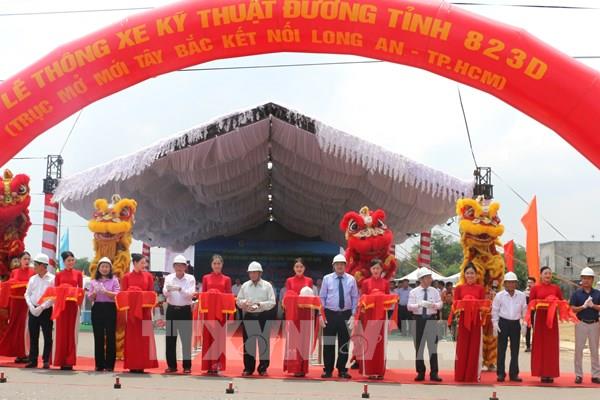 Thông xe kỹ thuật dự án ĐT.823D-trục mở mới Tây Bắc kết nối Long An – TP. Hồ Chí Minh