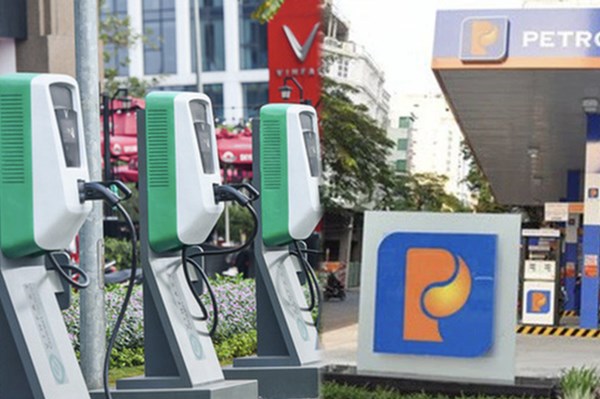 Petrolimex tăng cường dịch vụ phi xăng dầu để kinh doanh hiệu quả hơn