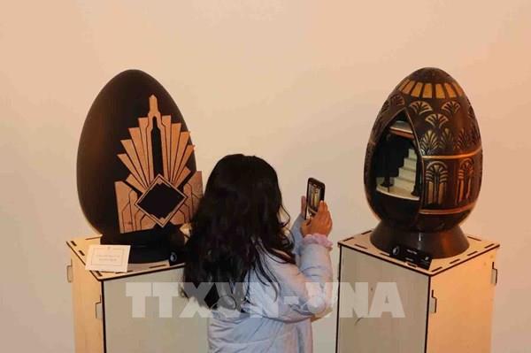 Những quả trứng sôcôla biết kể chuyện