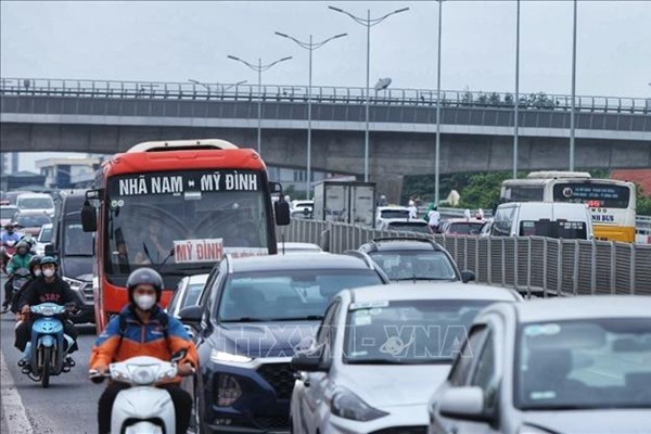 Hà Nội: Bảo đảm trật tự, an toàn giao thông dịp nghỉ lễ 30/4 - 1/5