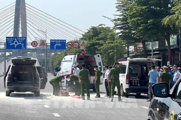 Điều tra vụ 2 người tử vong bên ô tô bị cháy