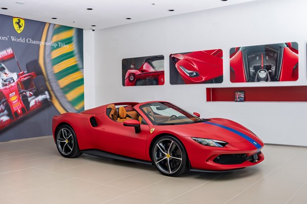 Ferrari 296 GTS Rosso F1-75 chính thức có mặt tại Việt Nam