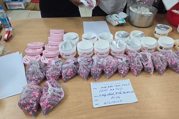 Hải quan phát hiện bắt giữ một số vụ buôn lậu, gian lận thương mại